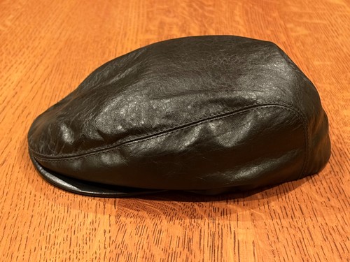 Vintage black leather - black, cap